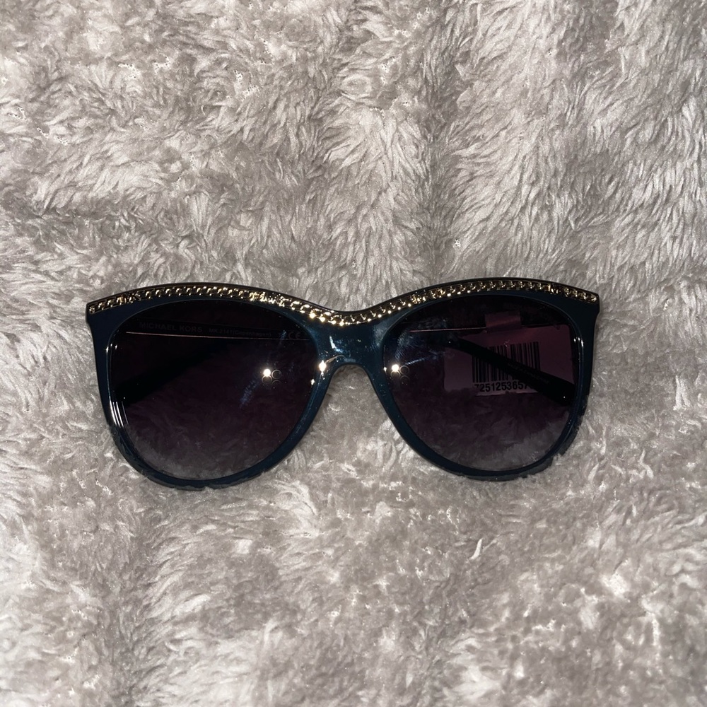 FINAL SALE 🔥Michael kors sunglasses - Picture 9 of 16